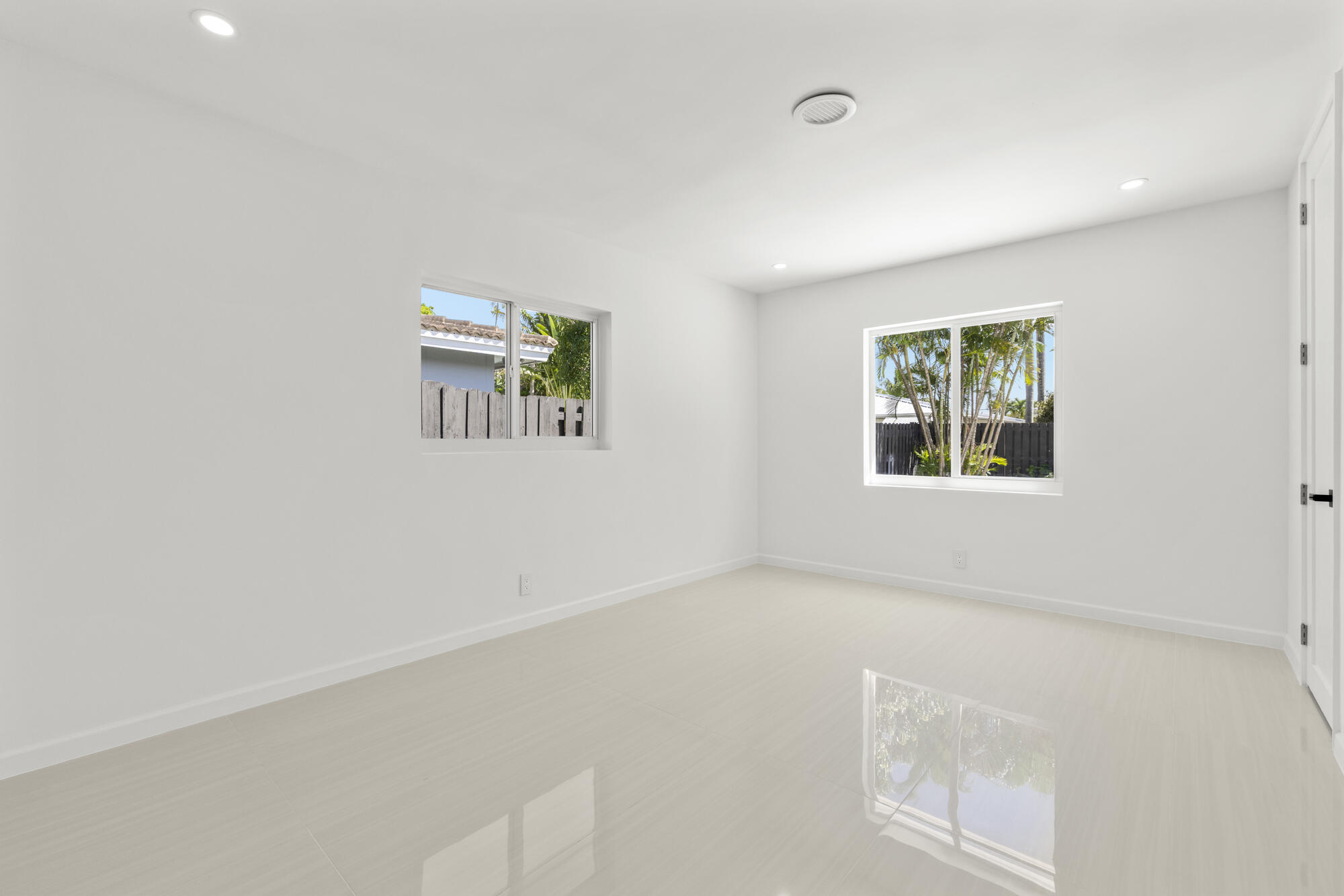 1750 NE 49th Street, Fort Lauderdale