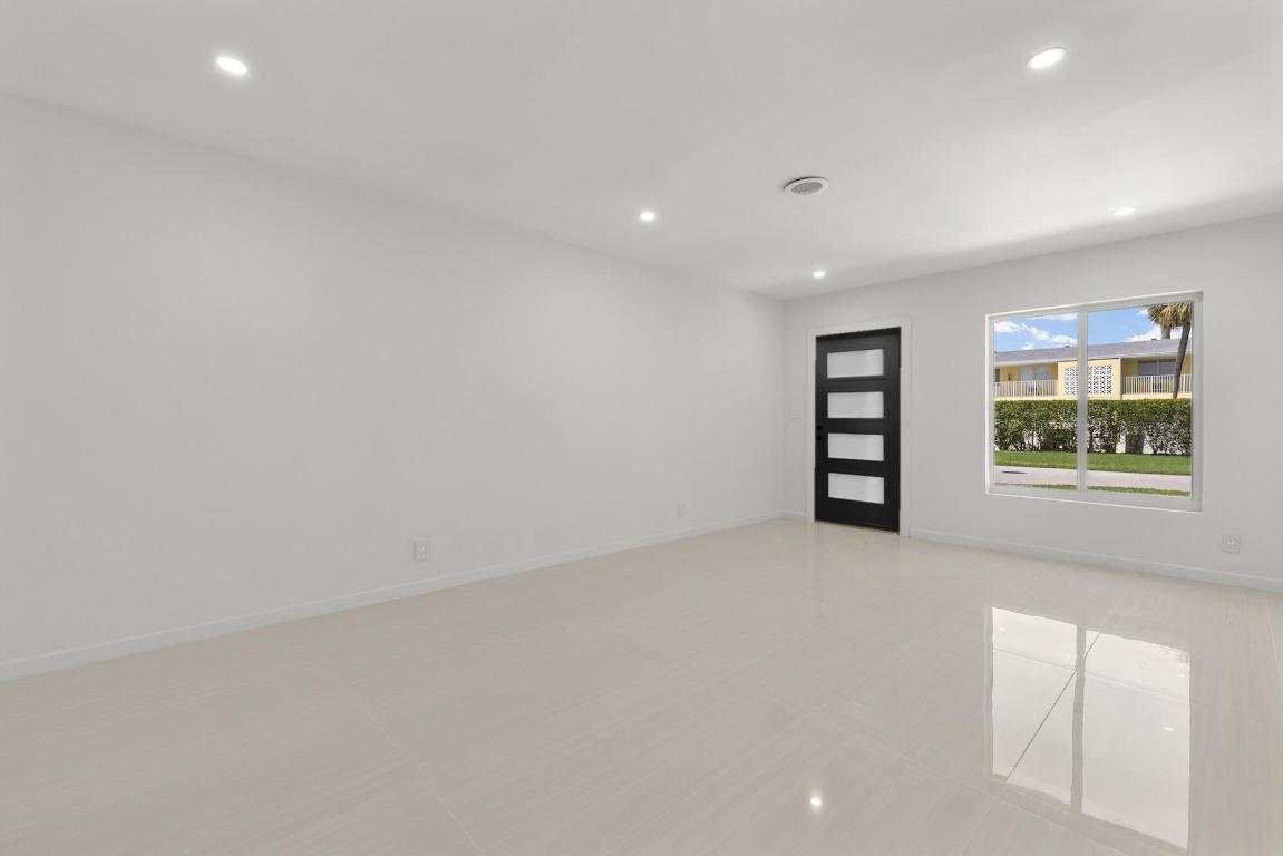 1750 NE 49th Street, Fort Lauderdale