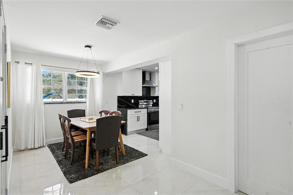 1030 SW 8 Avenue, Deerfield Beach