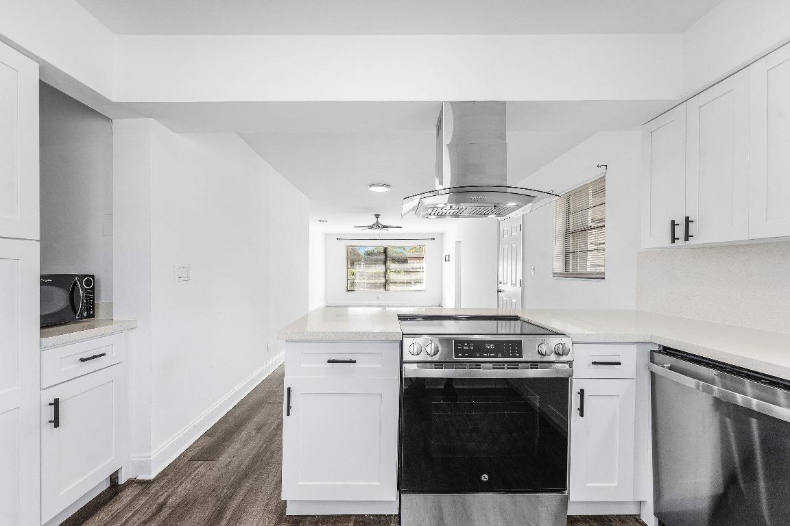 502 NE 48th Street, Boca Raton