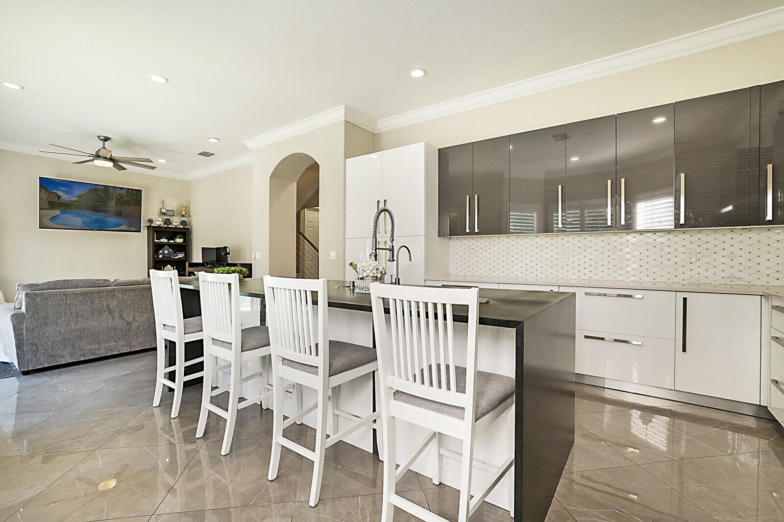 7167 Ivy Crossing Lane