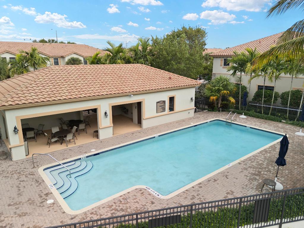 3950 Devenshire Court