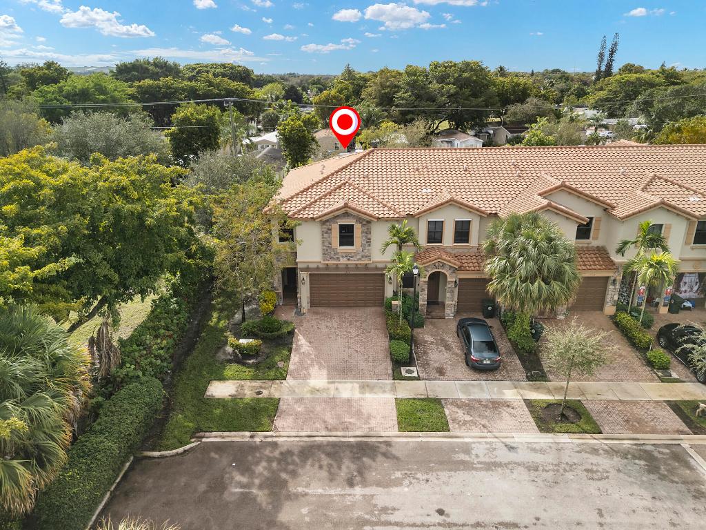 3950 Devenshire Court