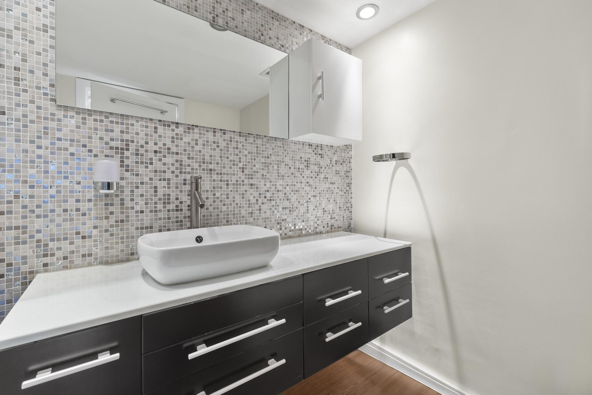 4100 Galt Ocean Drive 910