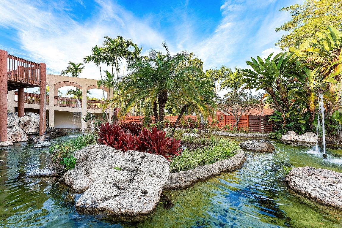 114 Centennial Court 114