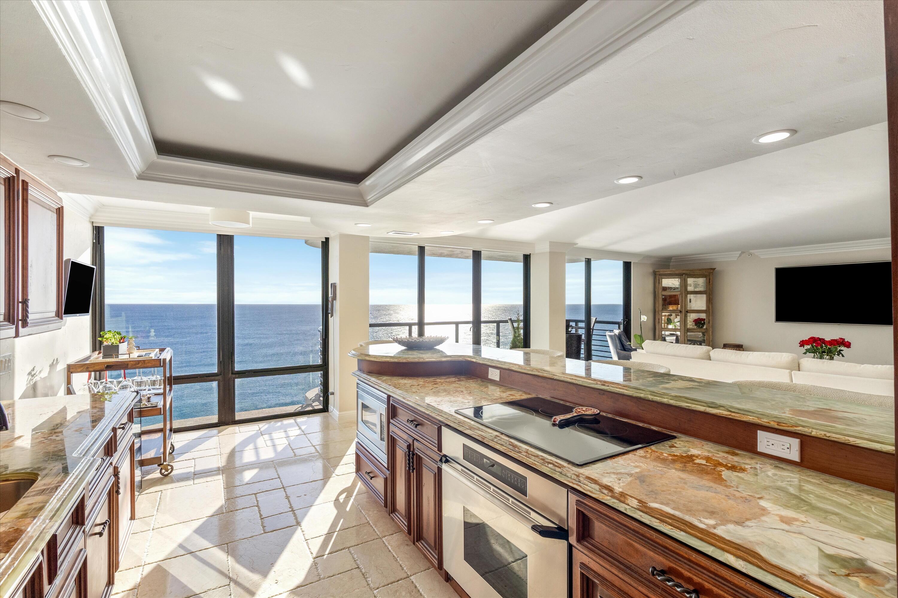 250 S Ocean Blvd 14e