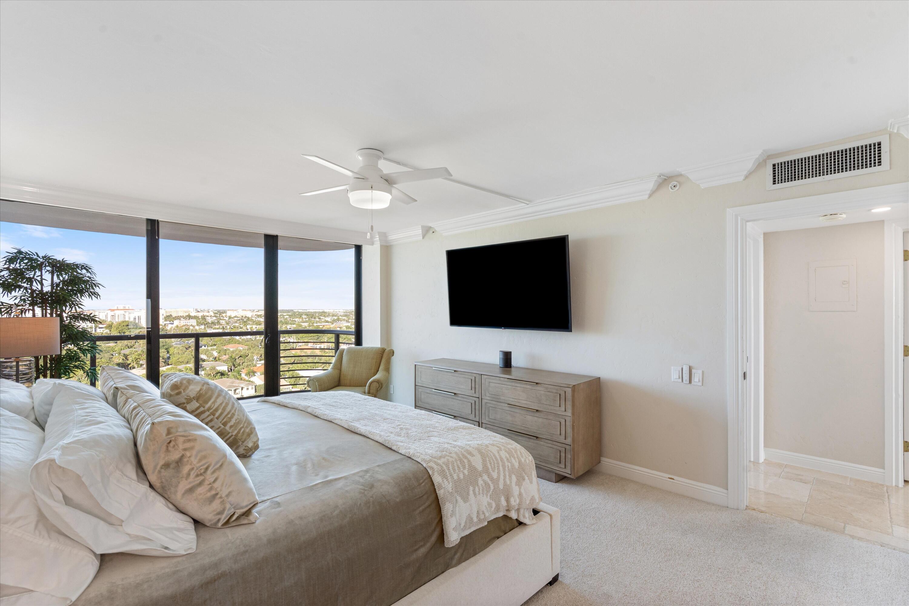 250 S Ocean Blvd 14e
