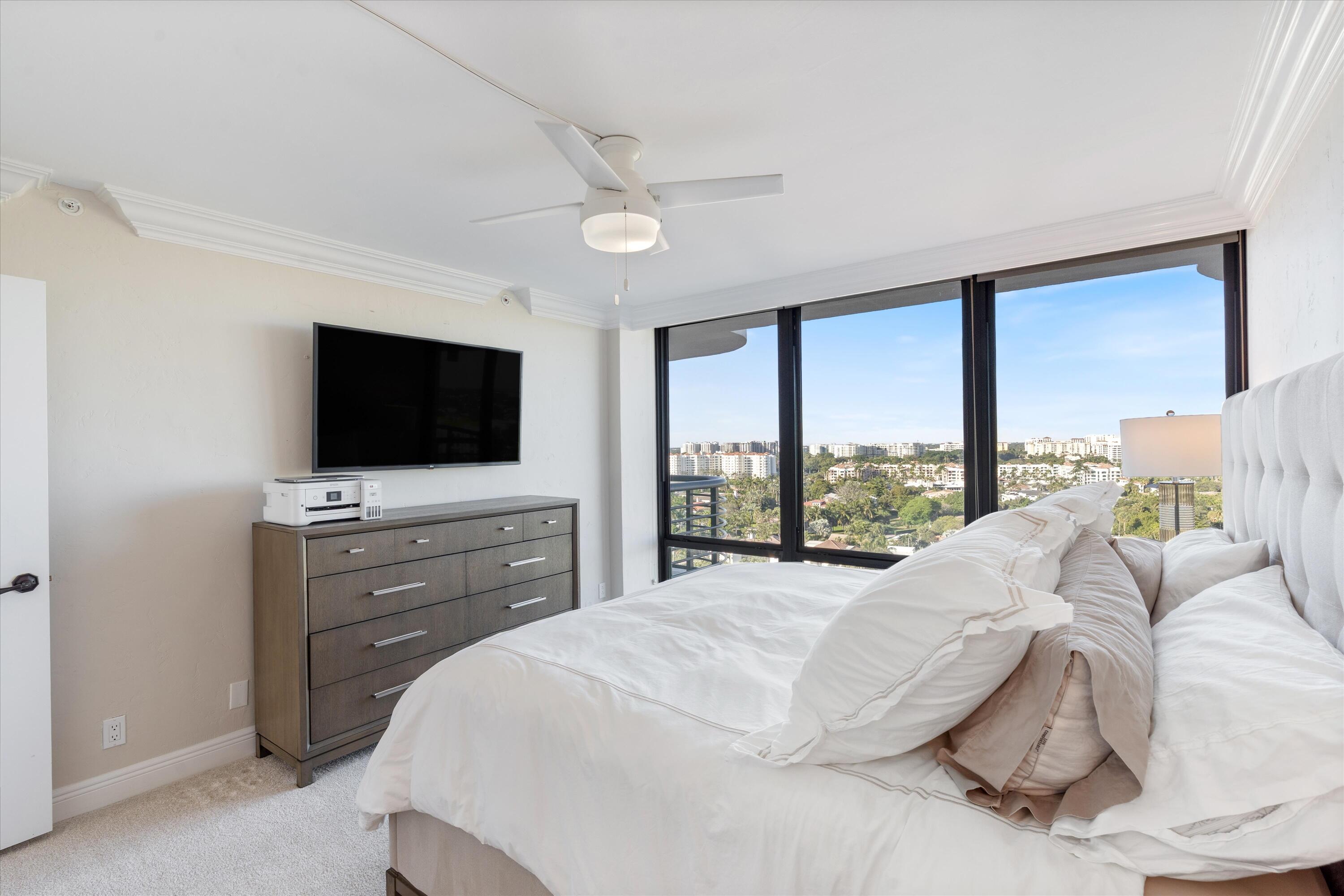 250 S Ocean Blvd 14e