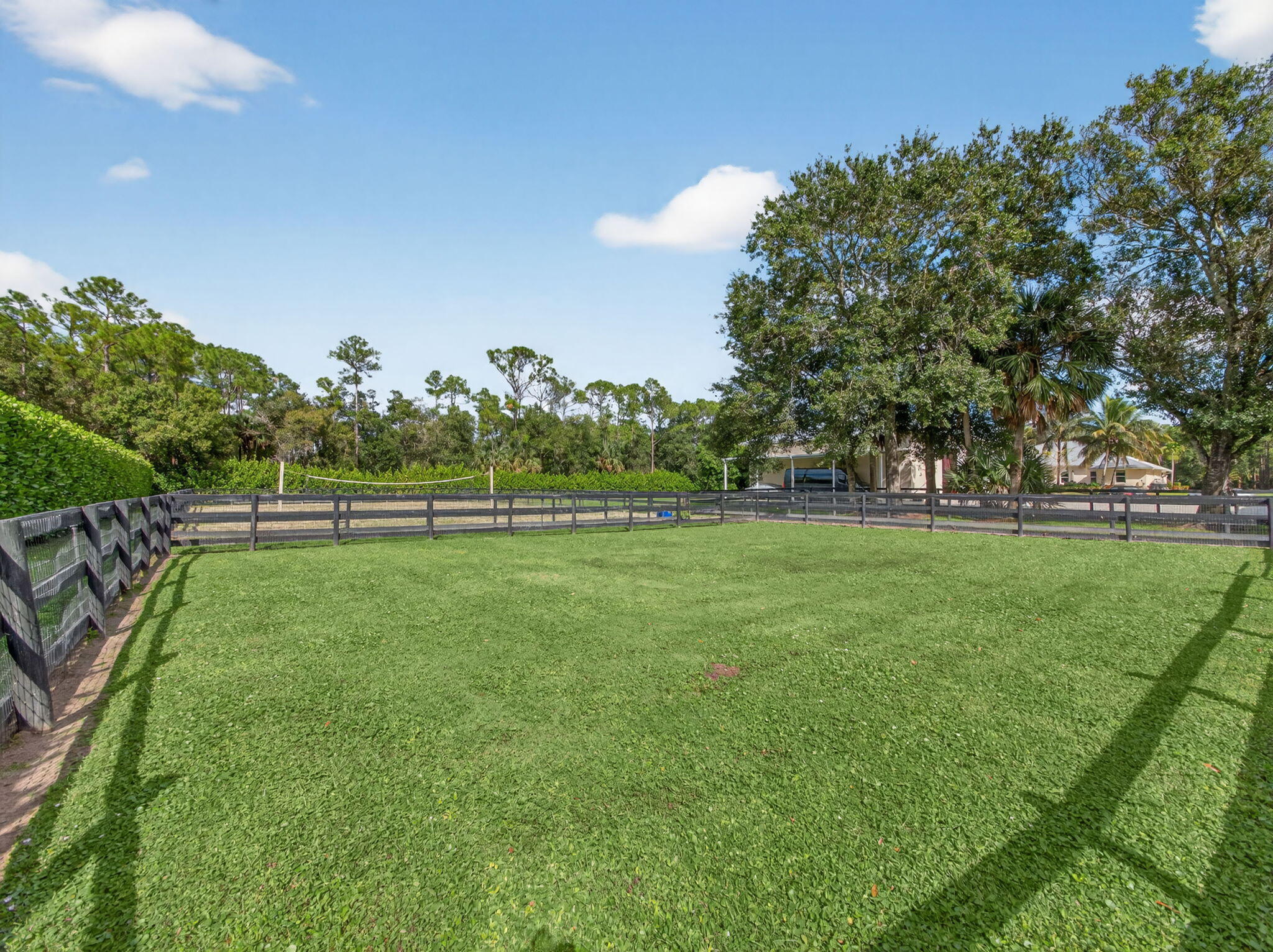 17593 Winterhawk Trail