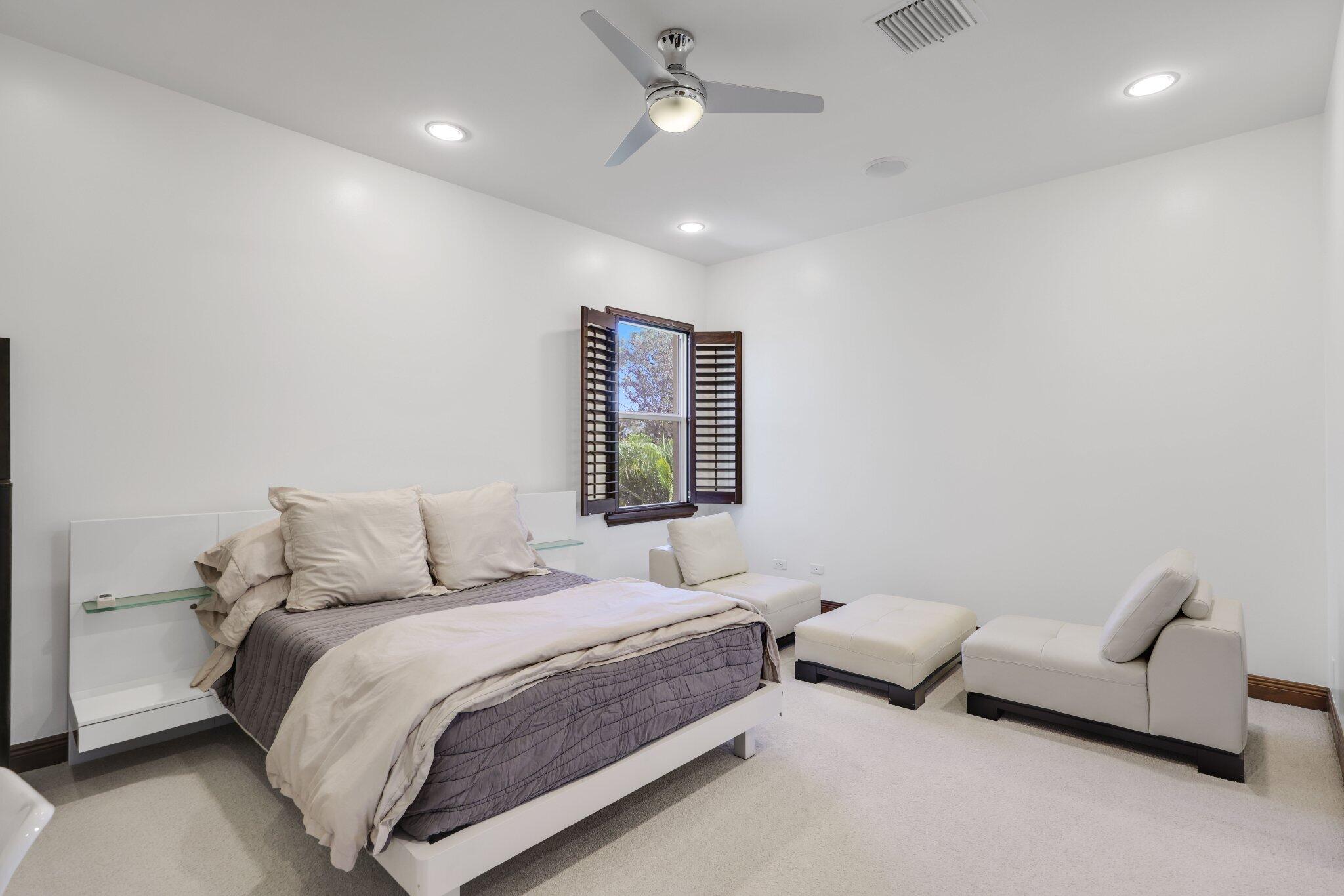 17334 Pavaroso Street