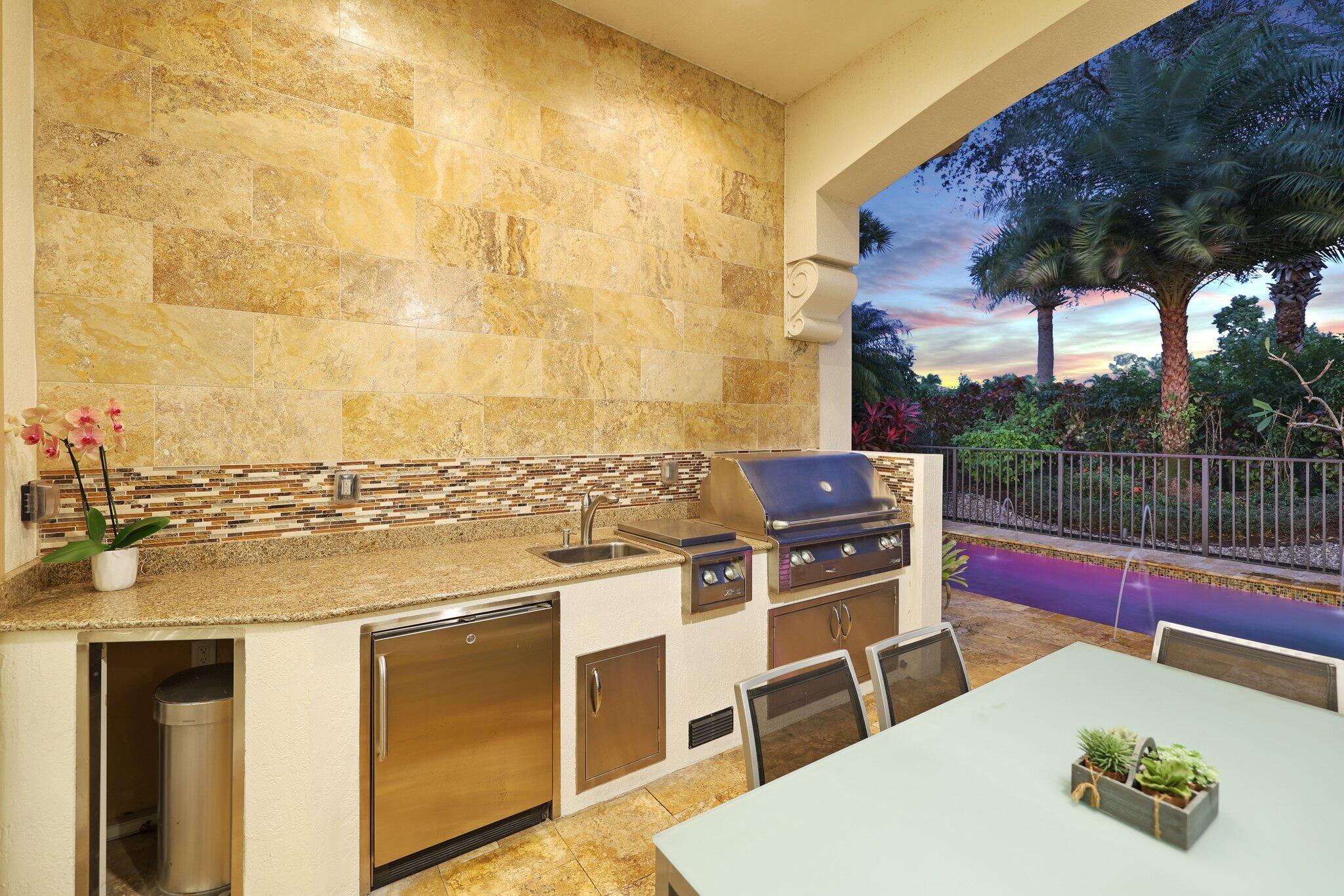 17334 Pavaroso Street