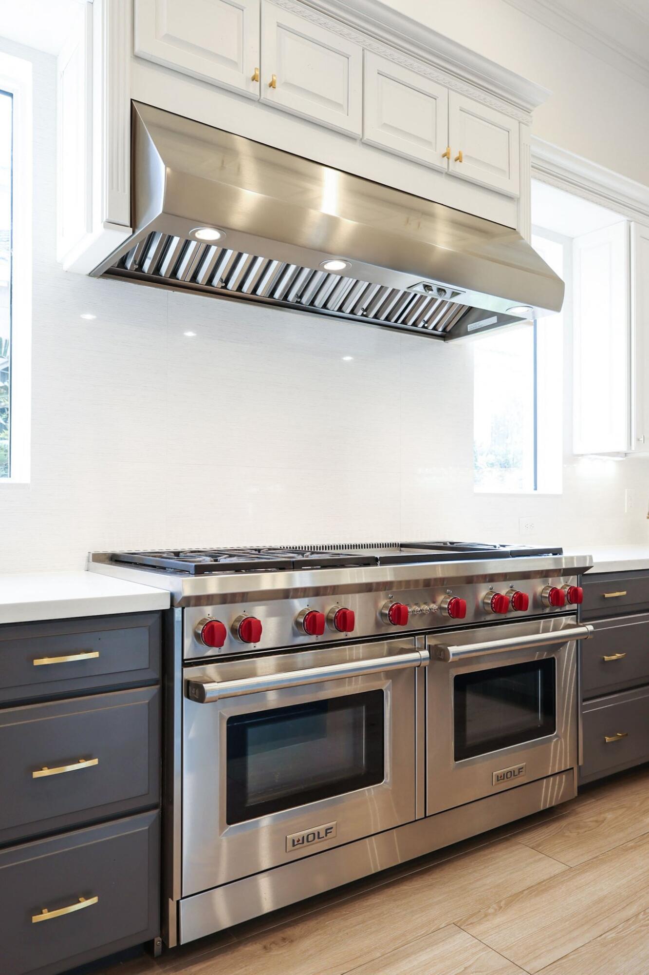 17334 Pavaroso Street