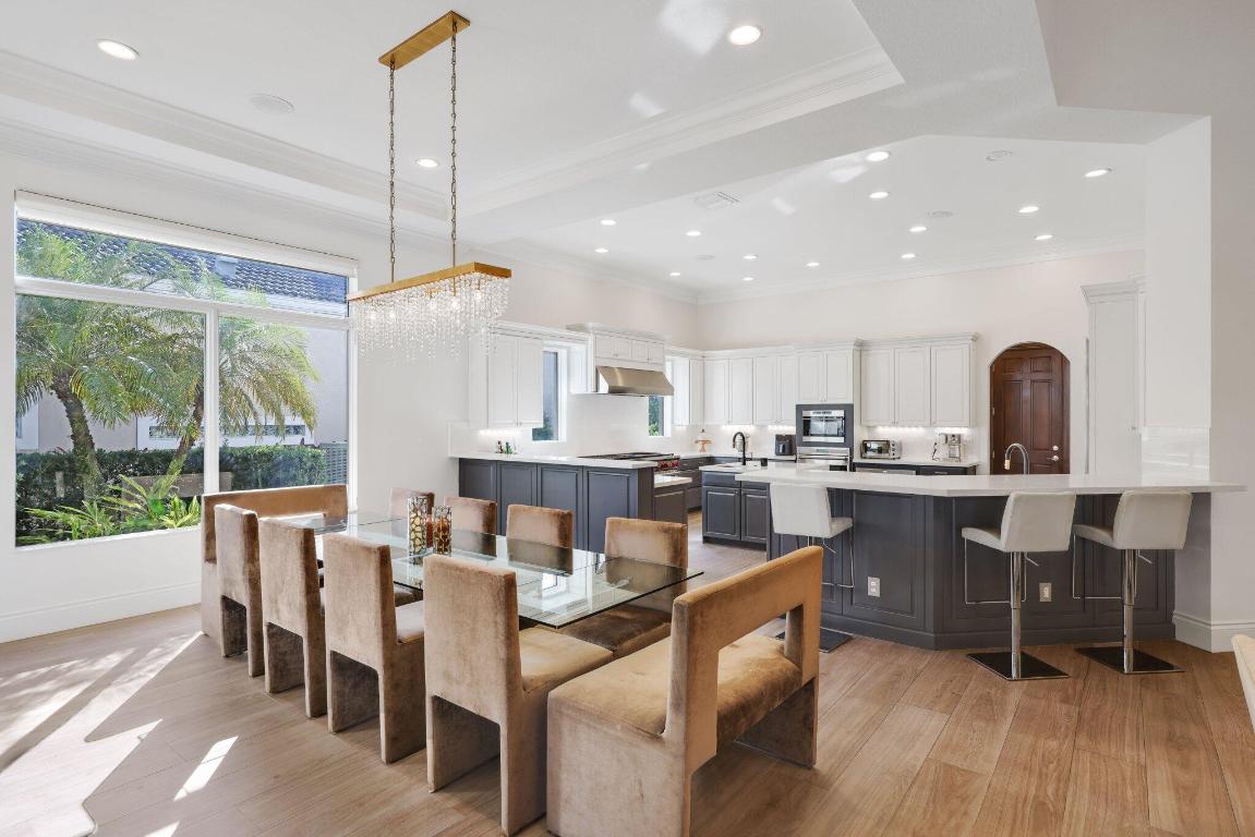 17334 Pavaroso Street