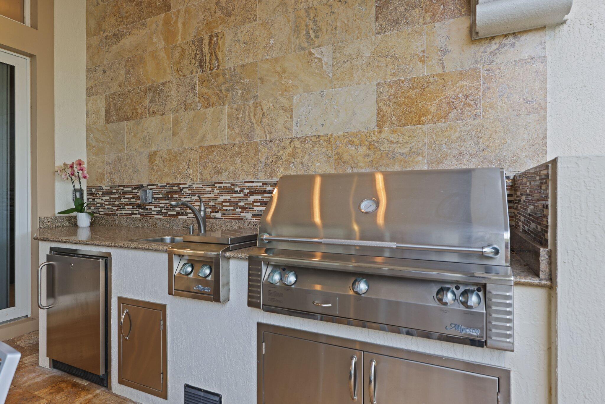 17334 Pavaroso Street