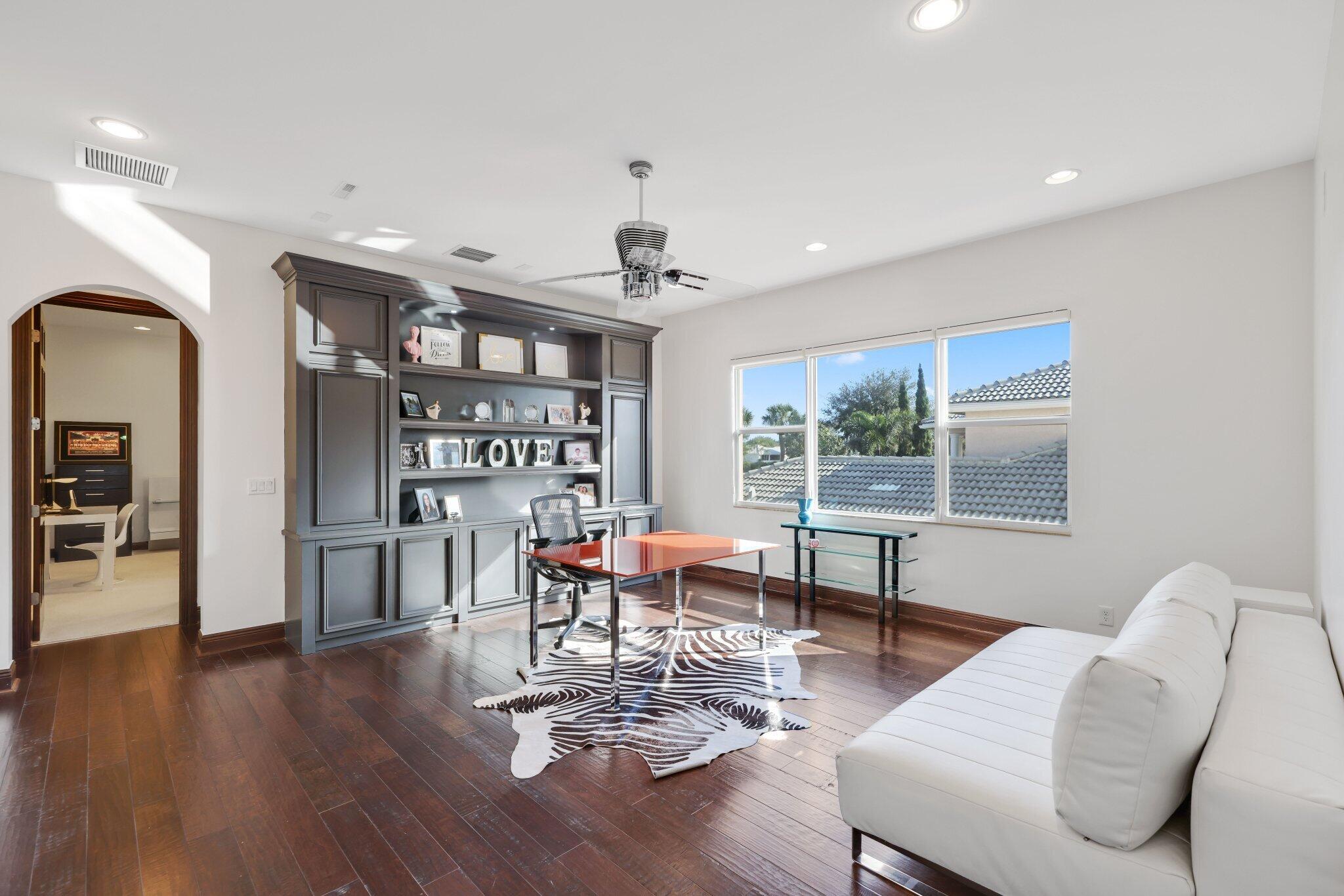 17334 Pavaroso Street