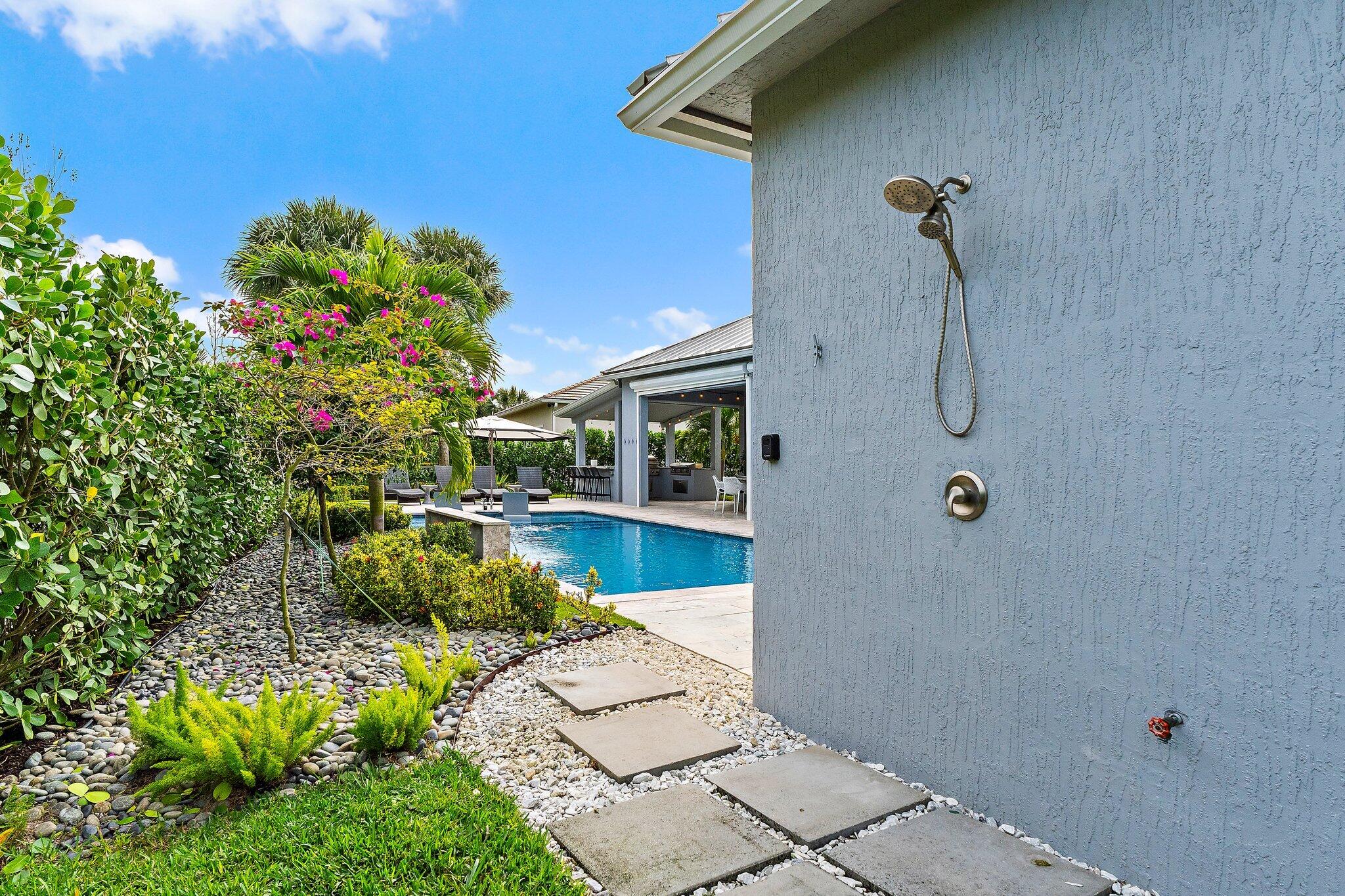 139 Shores Pointe Drive