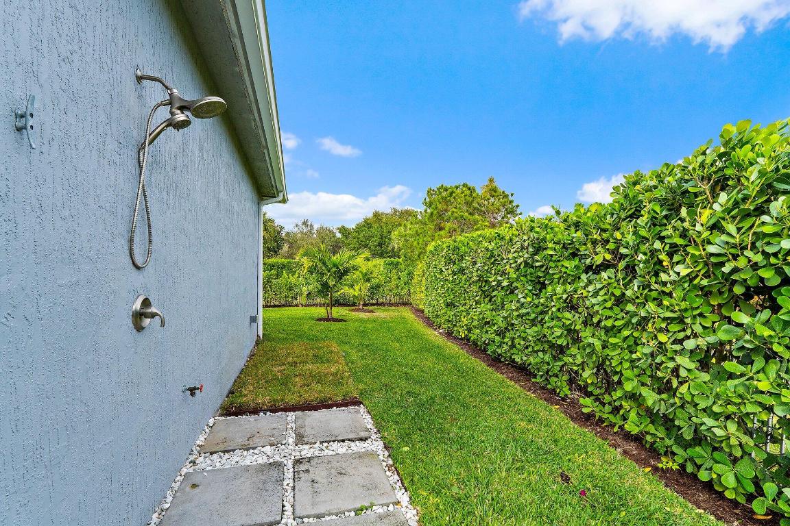 139 Shores Pointe Drive