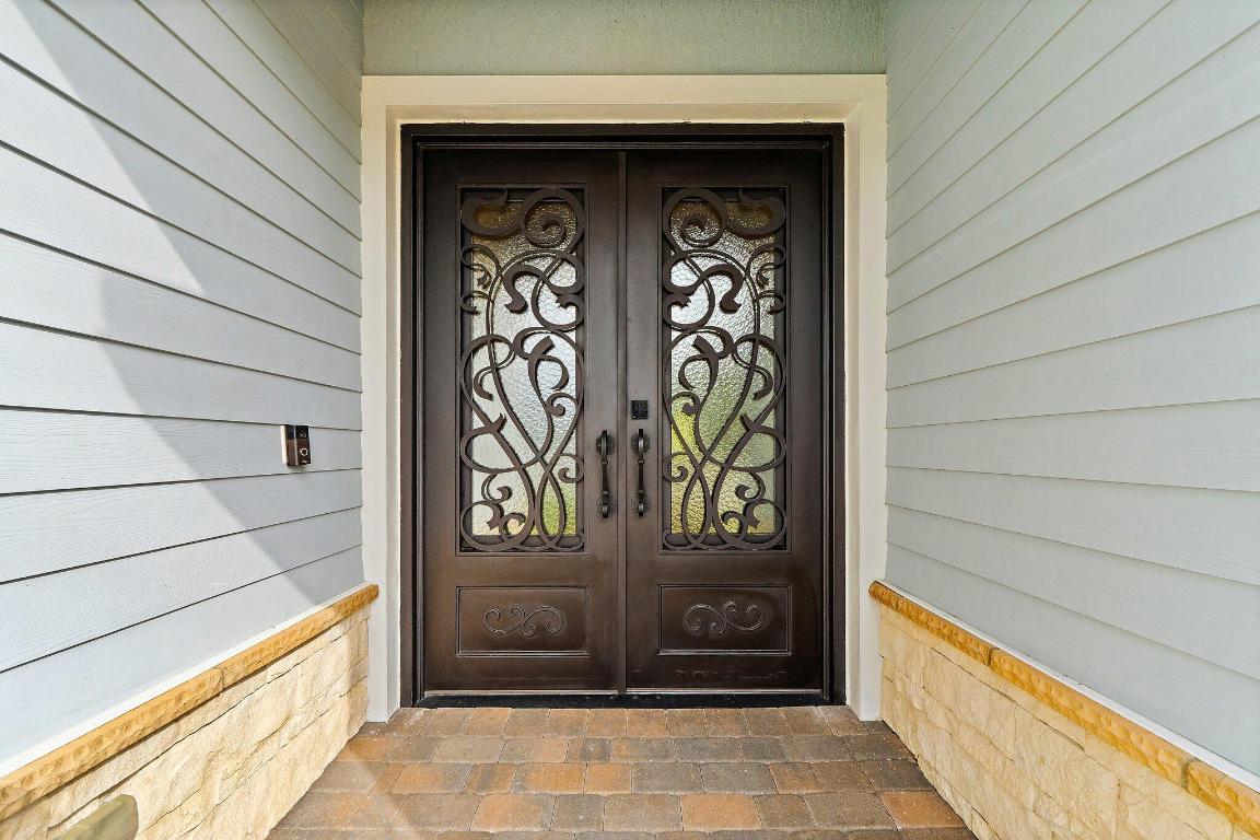 139 Shores Pointe Drive