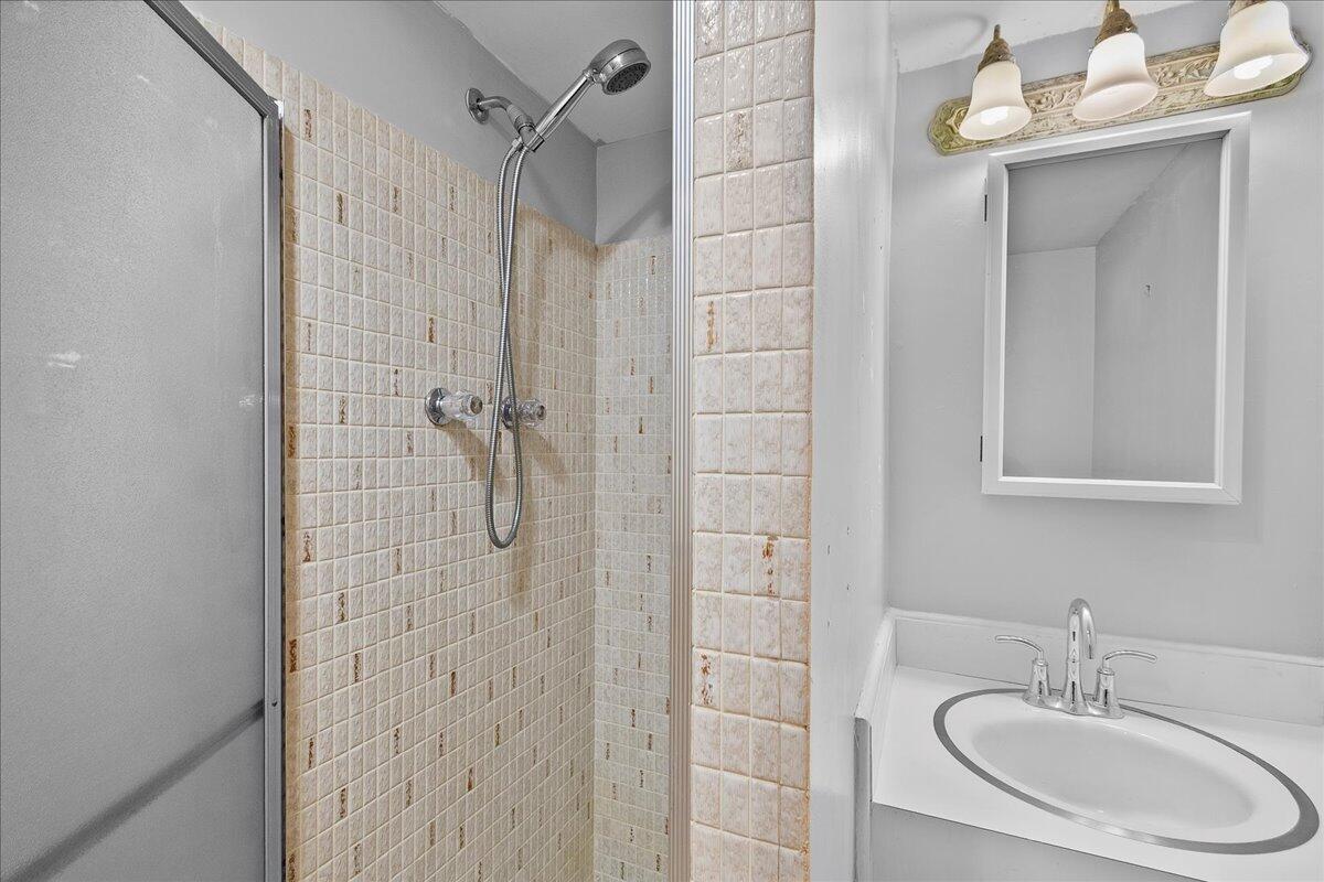 2004 Lake Osborne Drive 1