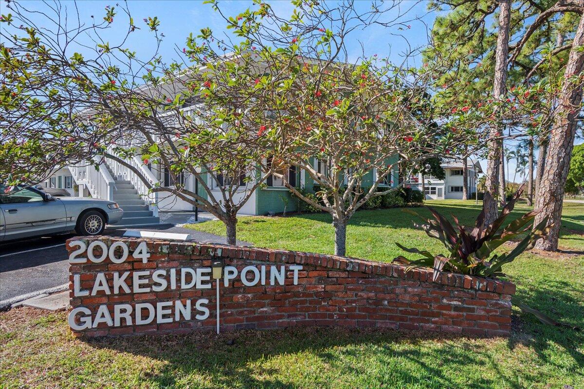 2004 Lake Osborne Drive 1