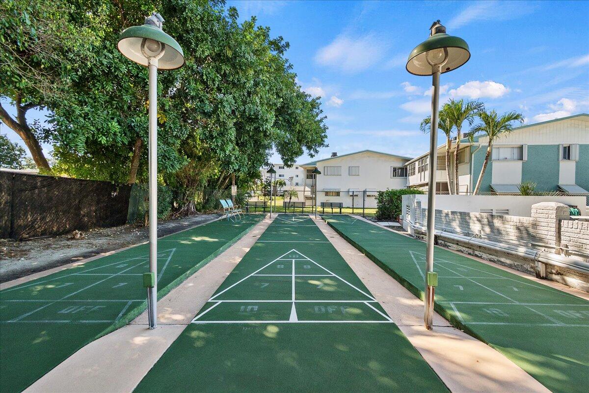 2004 Lake Osborne Drive 1