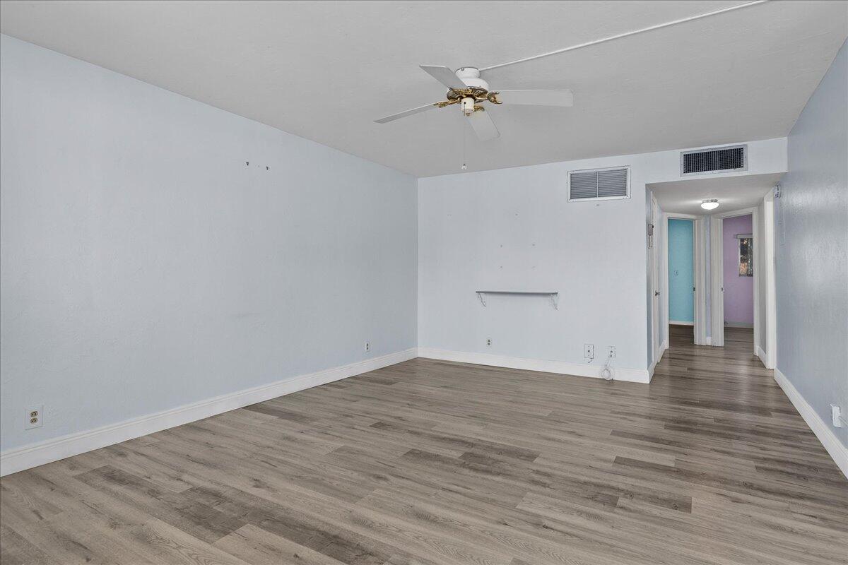 2004 Lake Osborne Drive 1