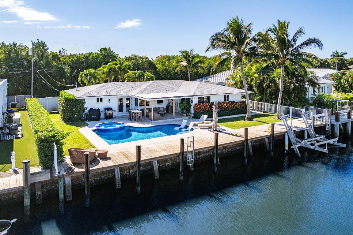 150 Periwinkle Drive