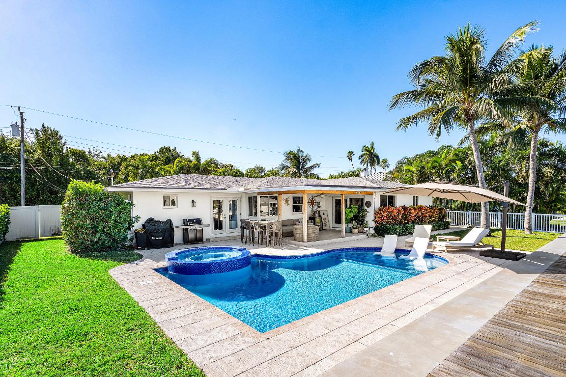 150 Periwinkle Drive