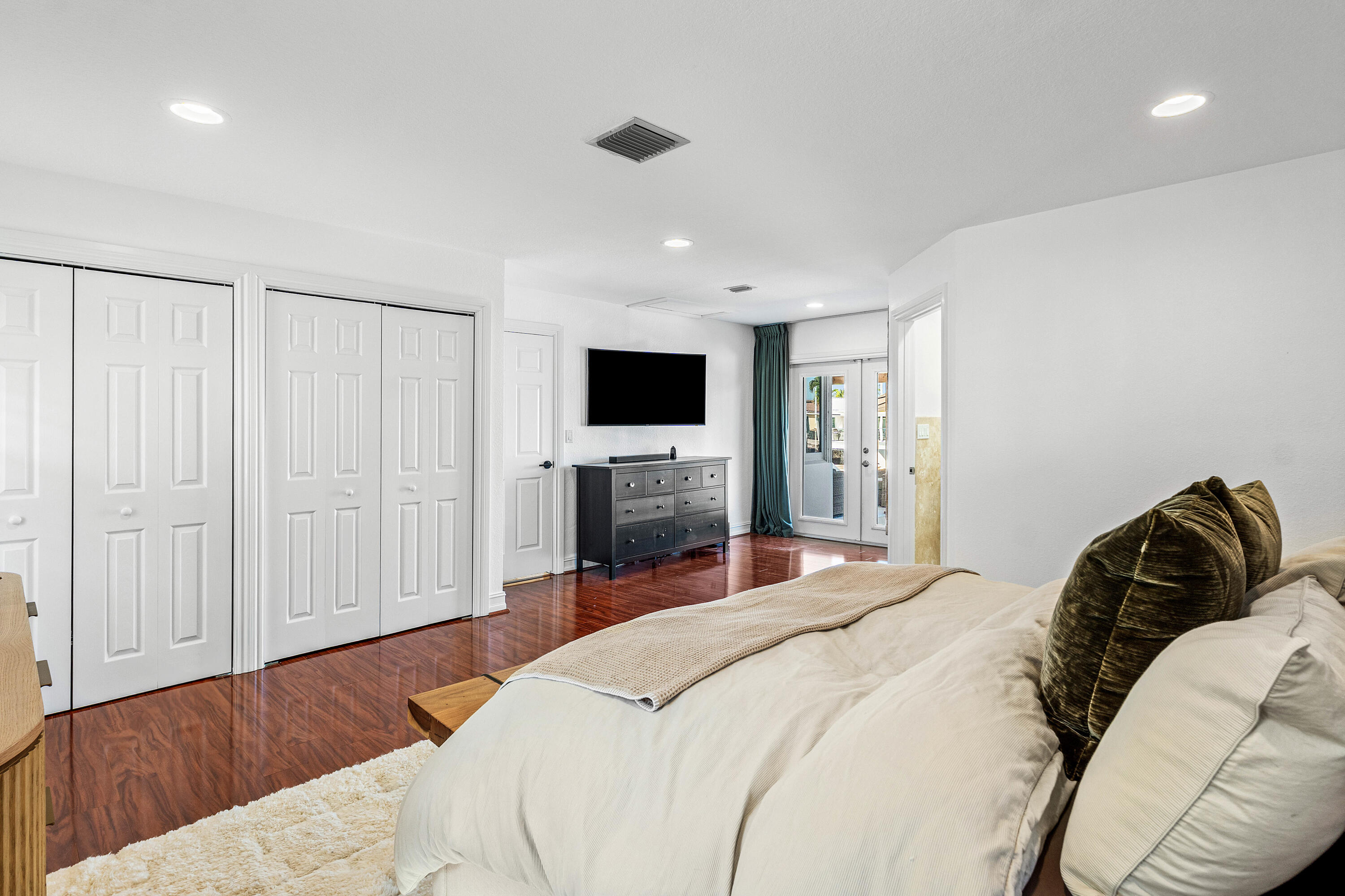 150 Periwinkle Drive