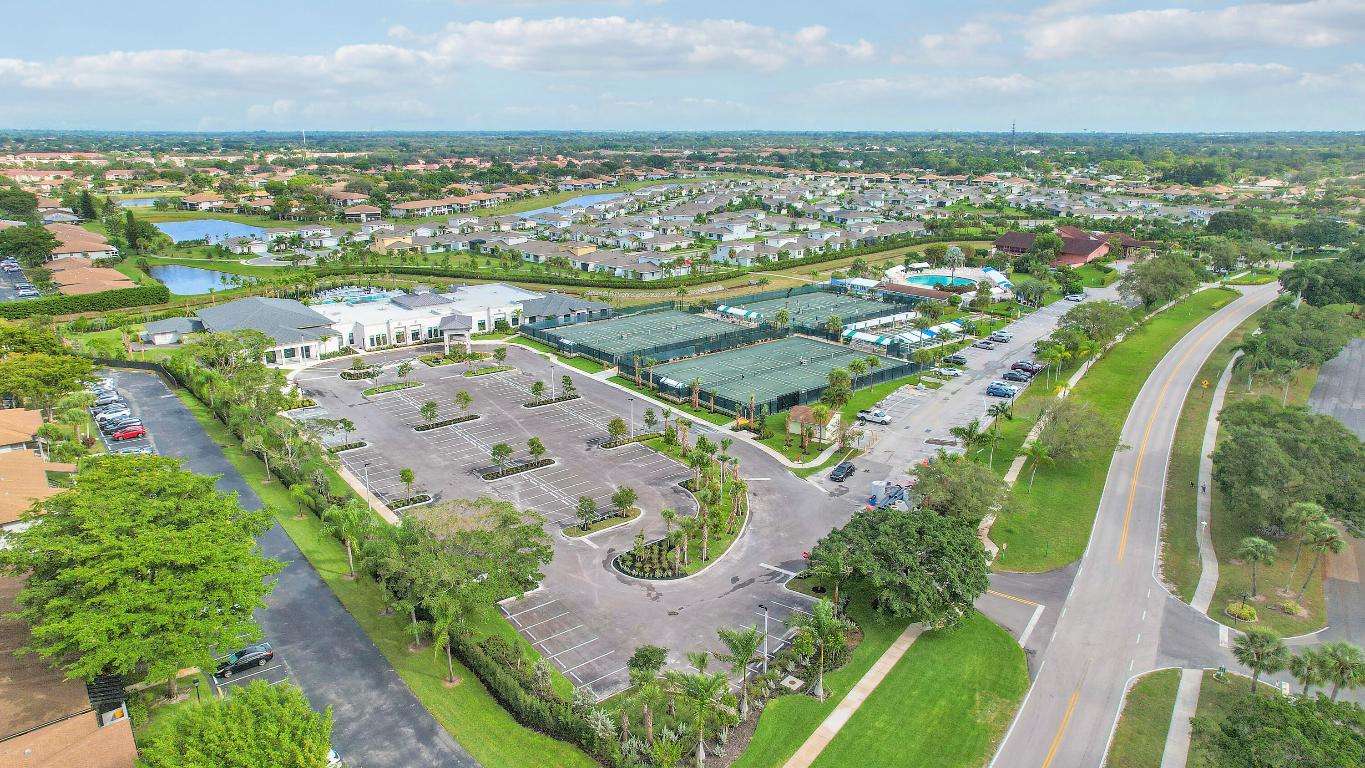 13679 Date Palm Court B