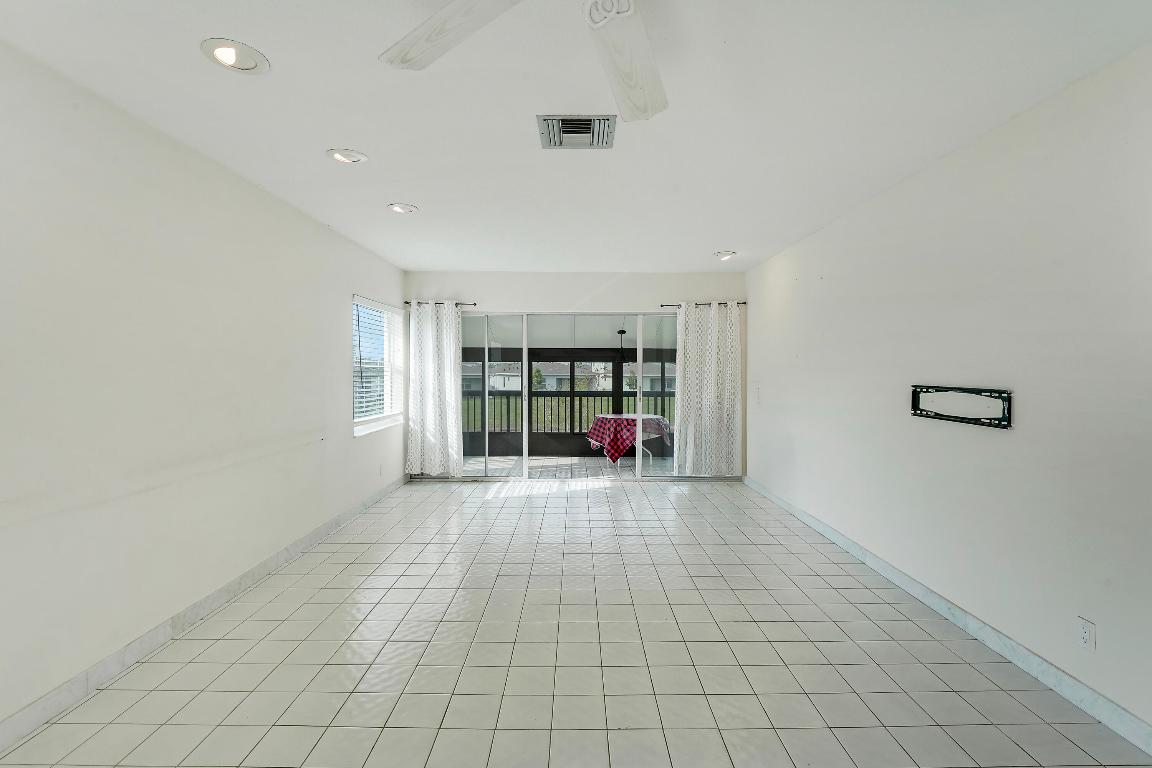 13679 Date Palm Court B