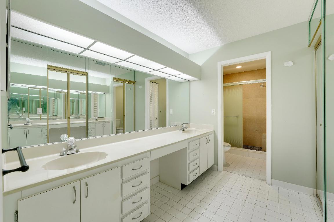 13679 Date Palm Court B