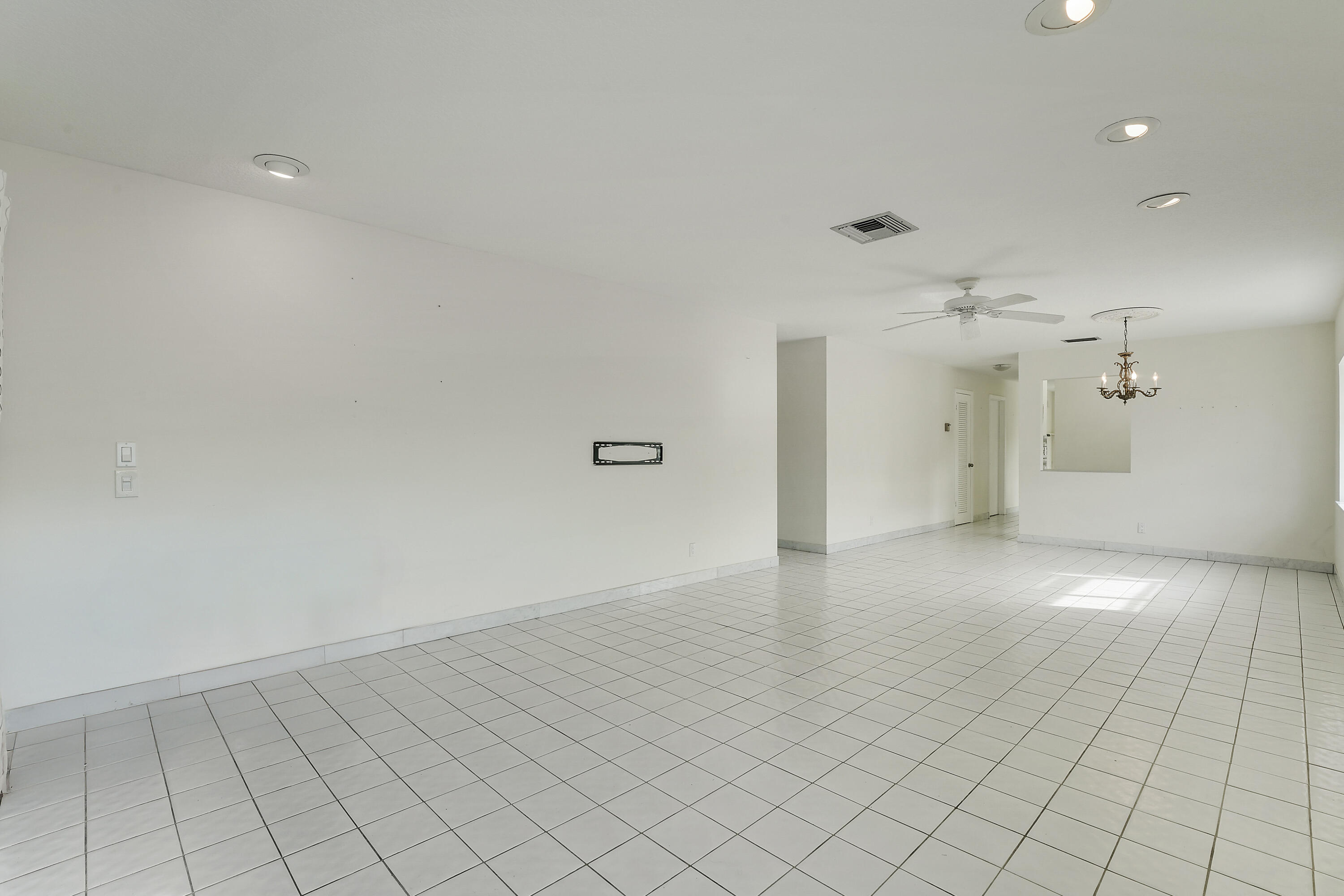 13679 Date Palm Court B