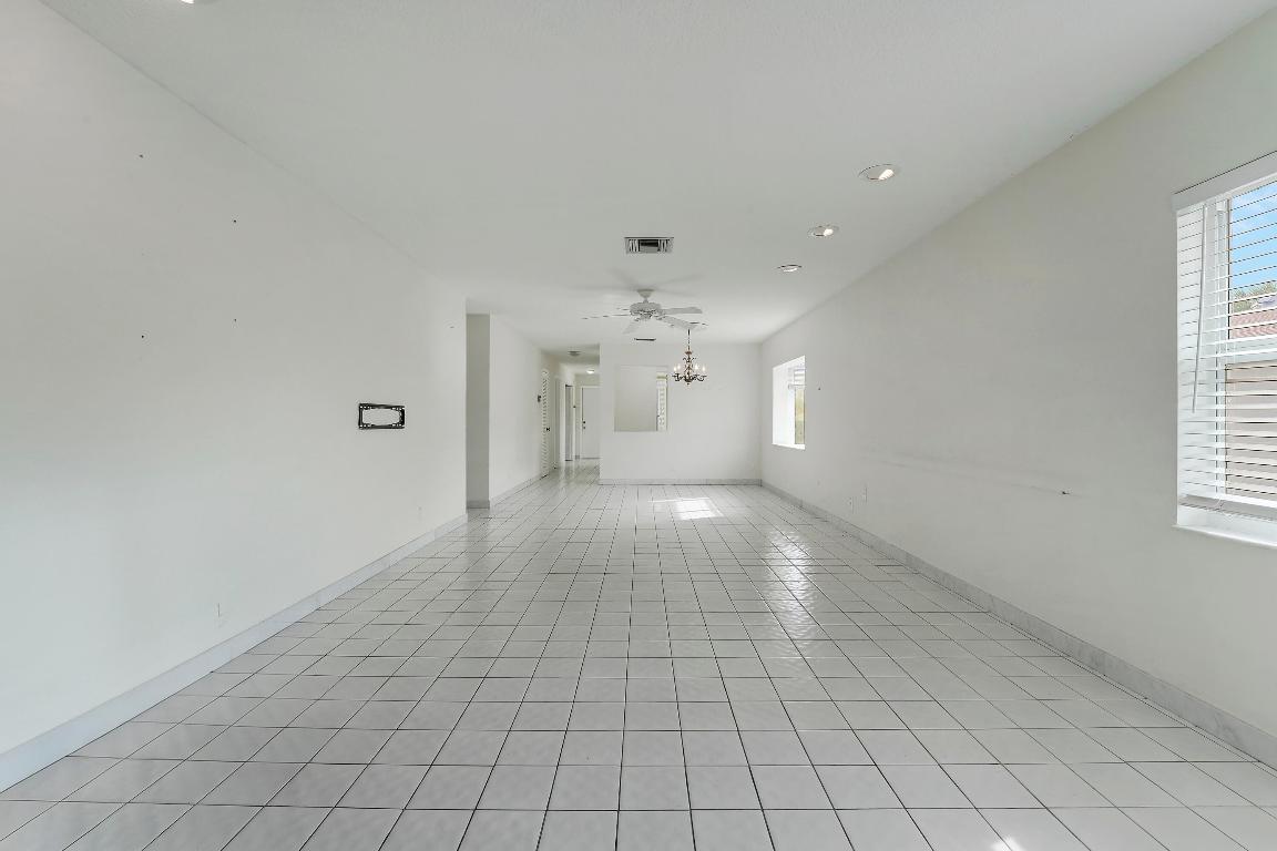 13679 Date Palm Court B