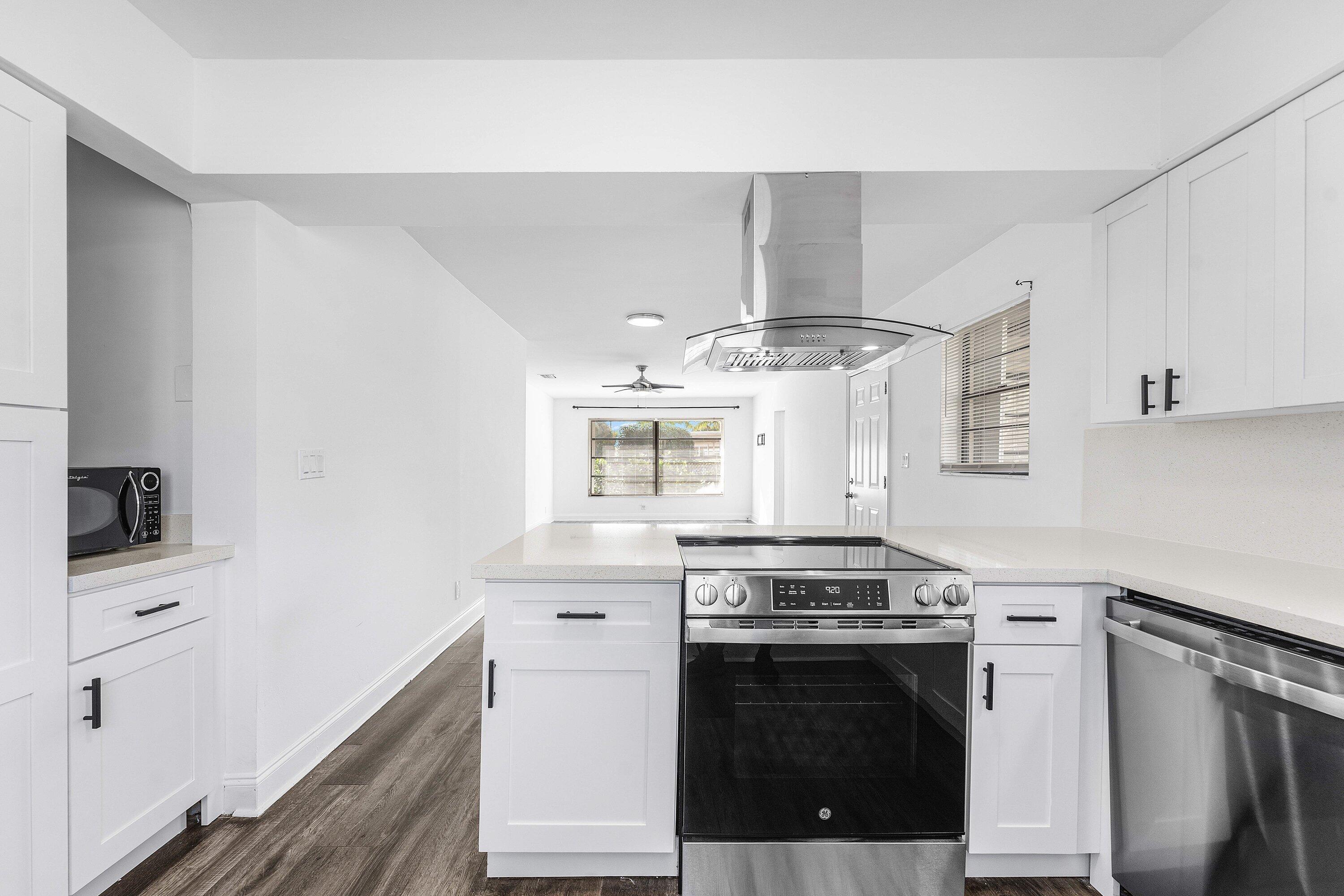 500 NE 48th Street
