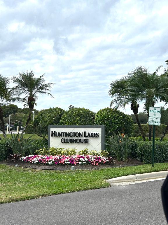 7286 Huntington Lane 204