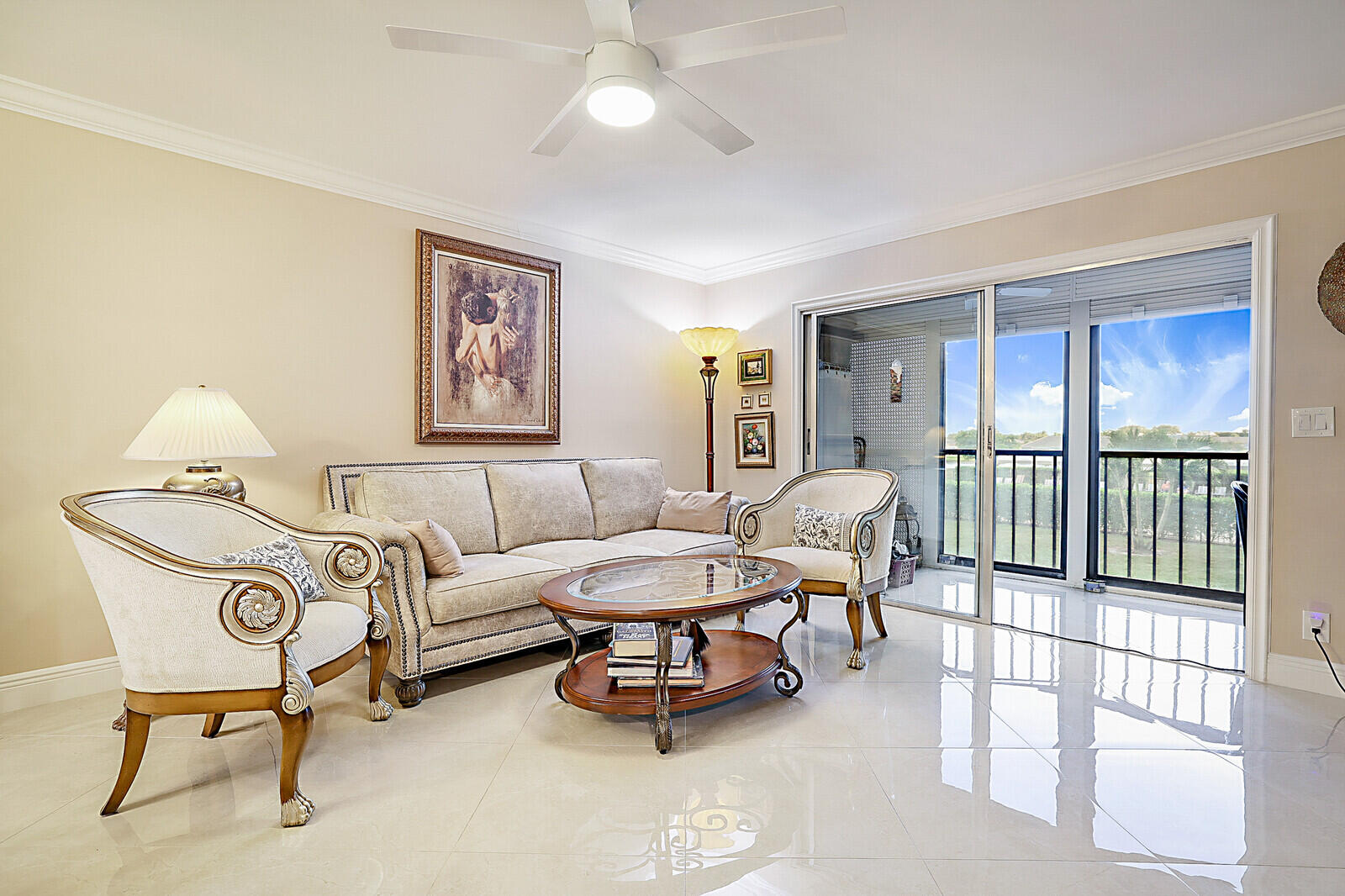 7286 Huntington Lane 204