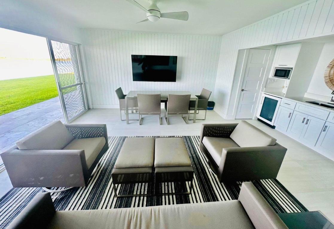 2784 S Ocean Boulevard 201 E