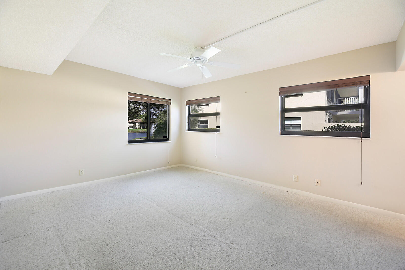 3114 SW 20th Terrace 23a1