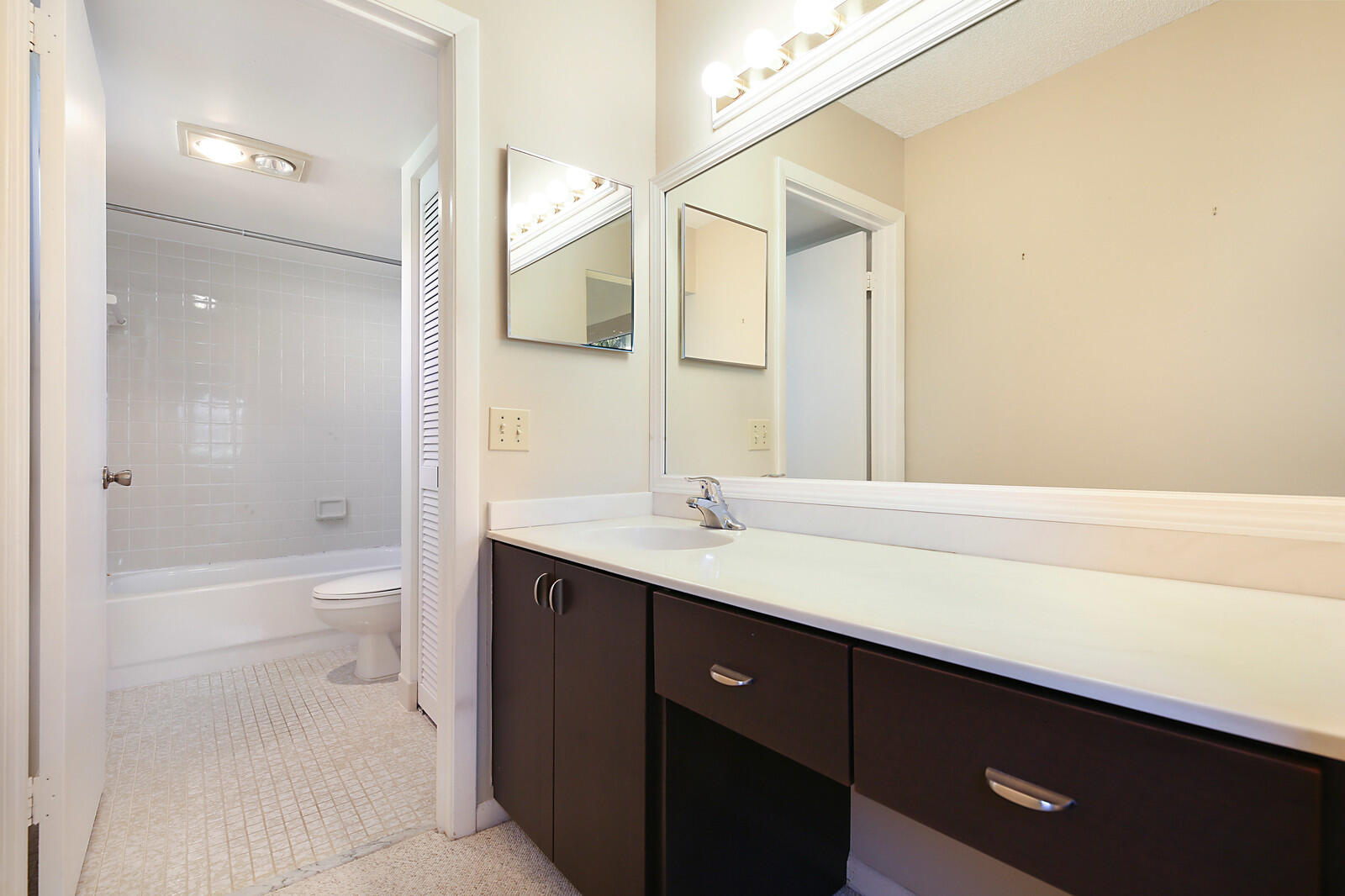 3114 SW 20th Terrace 23a1