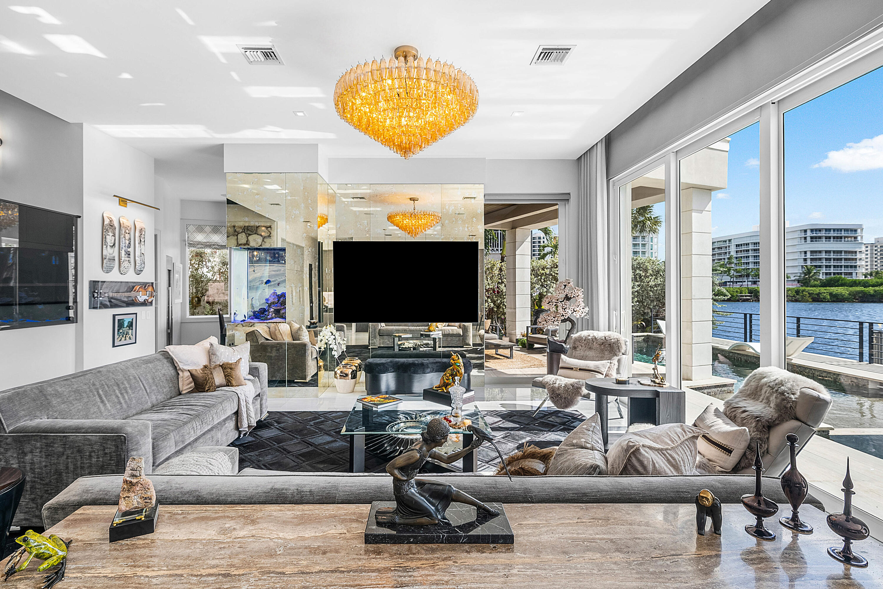 896 NE Mulberry Drive