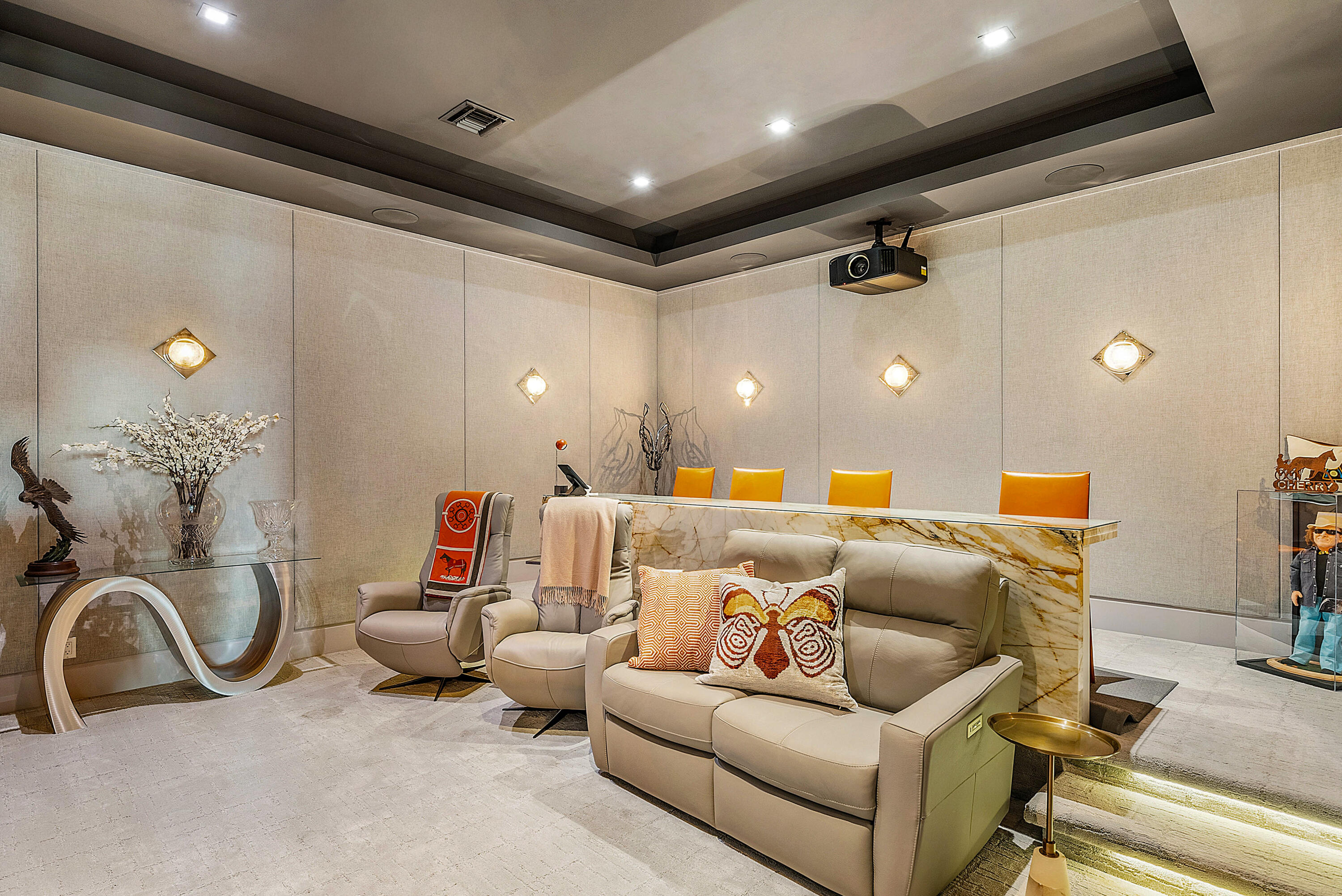 896 NE Mulberry Drive