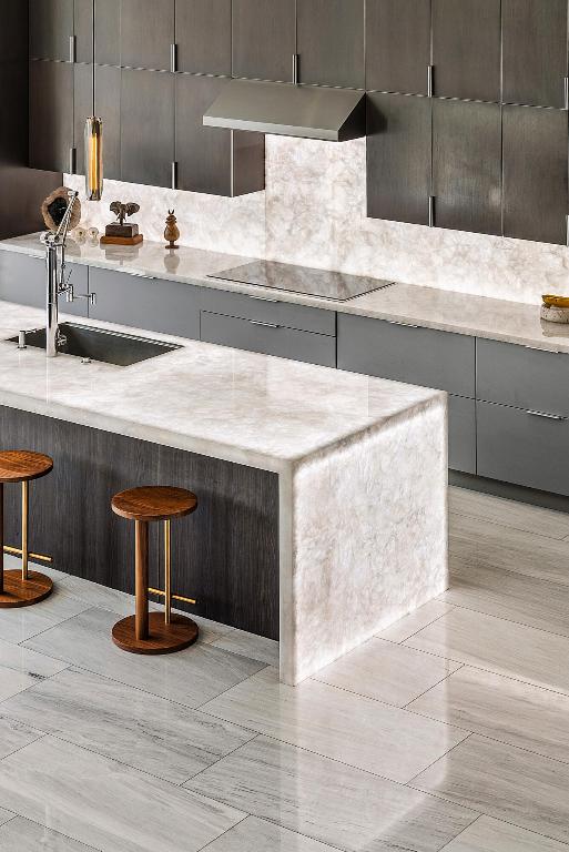 896 NE Mulberry Drive