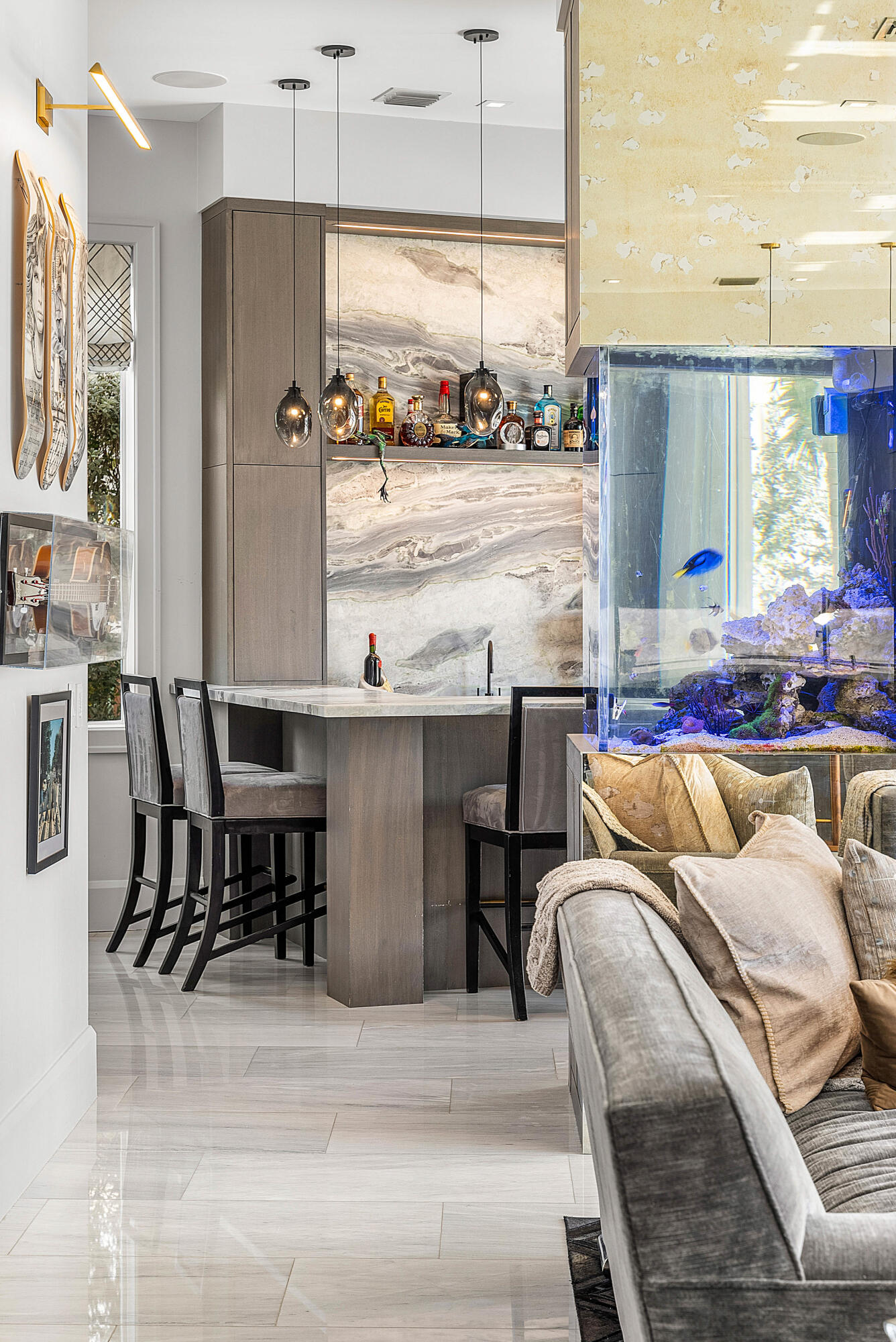 896 NE Mulberry Drive