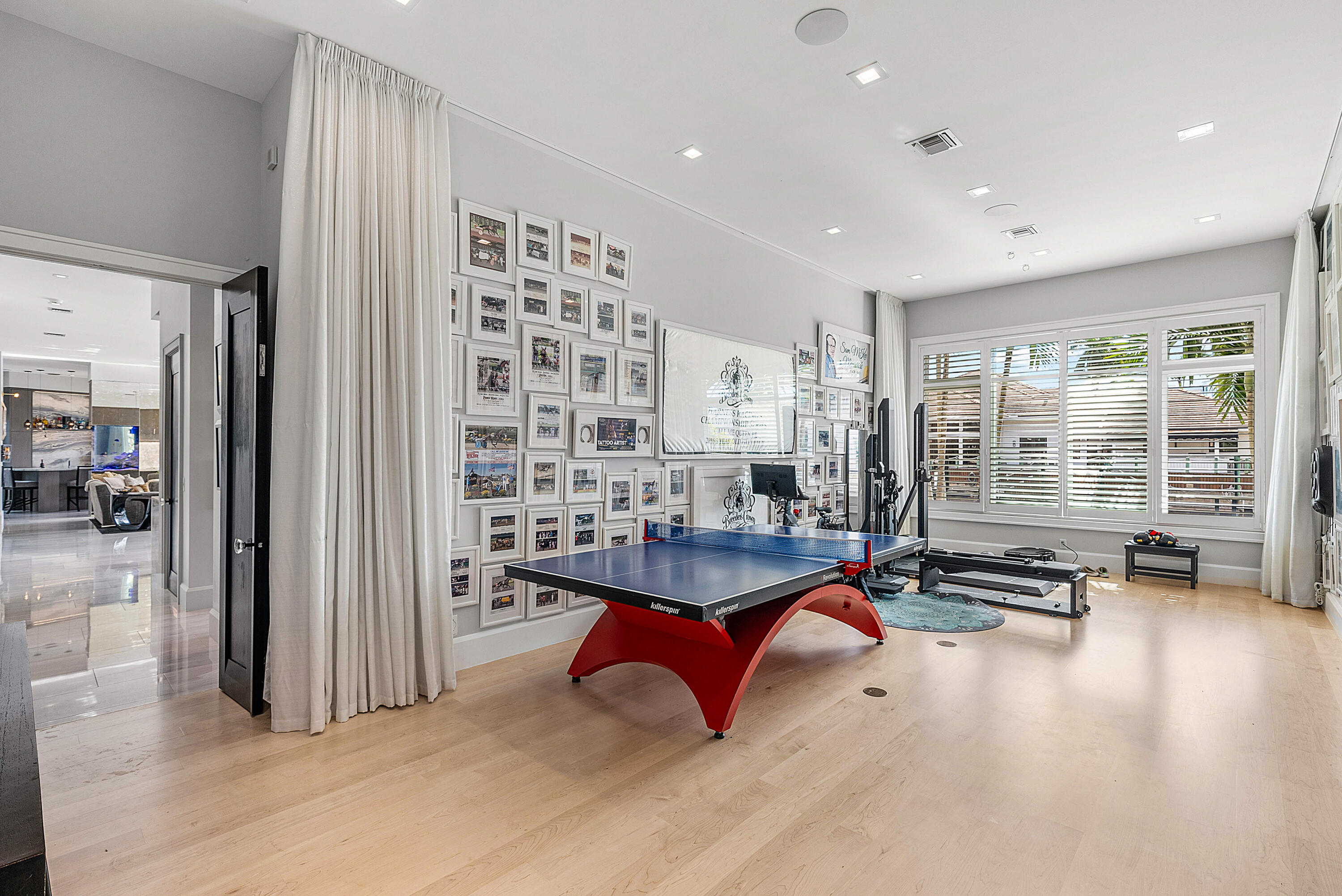 896 NE Mulberry Drive