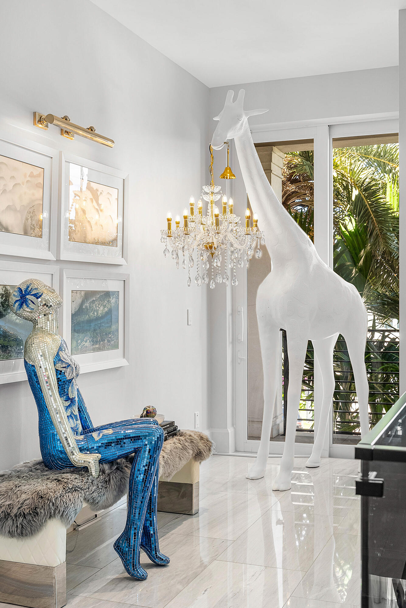 896 NE Mulberry Drive