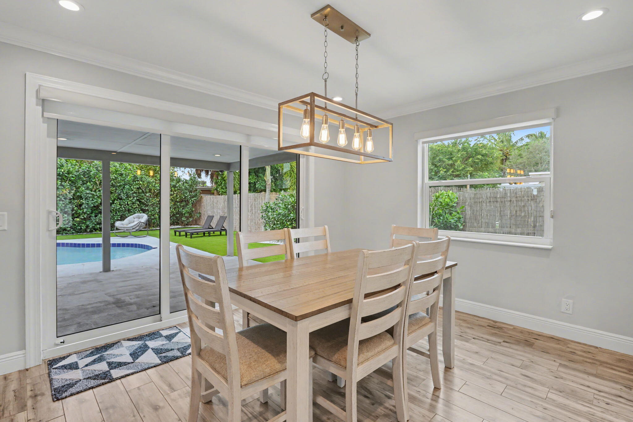 124 SW 11th Avenue