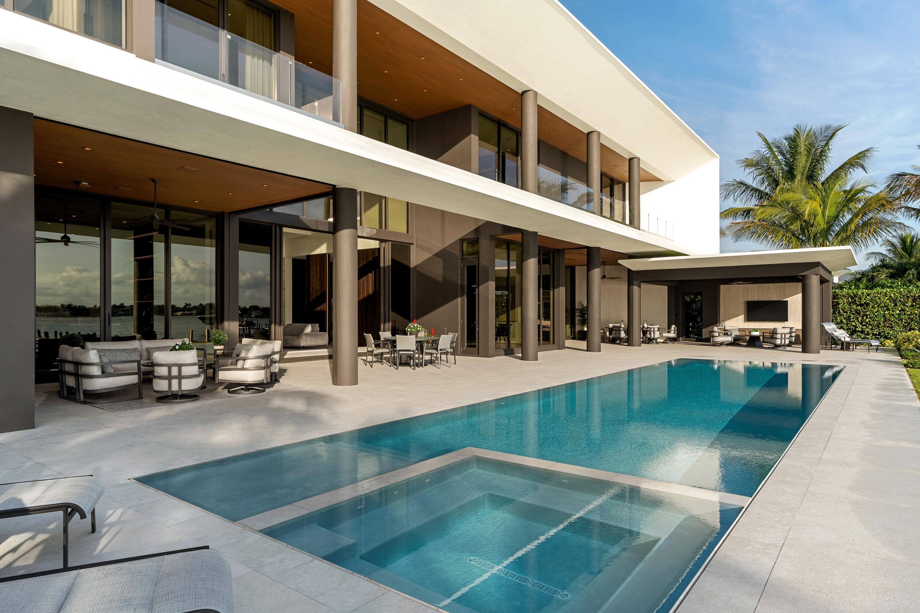 5211 Pennock Point Road