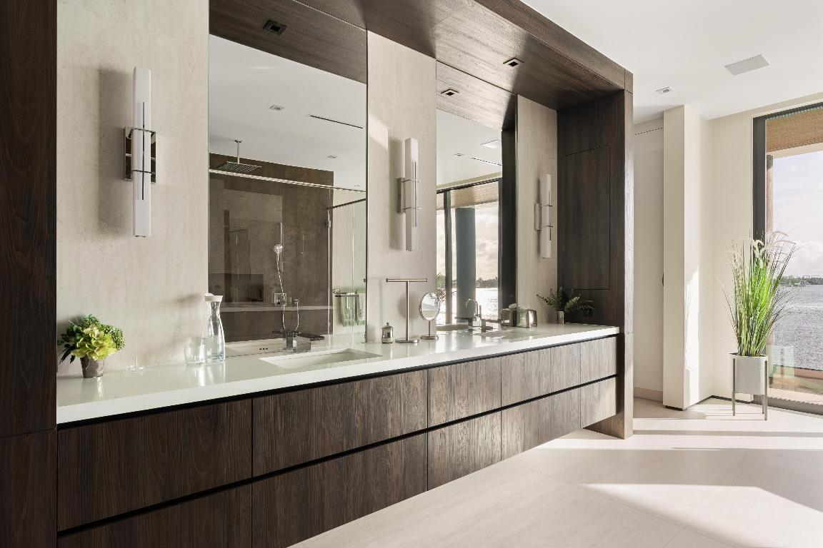 5211 Pennock Point Road