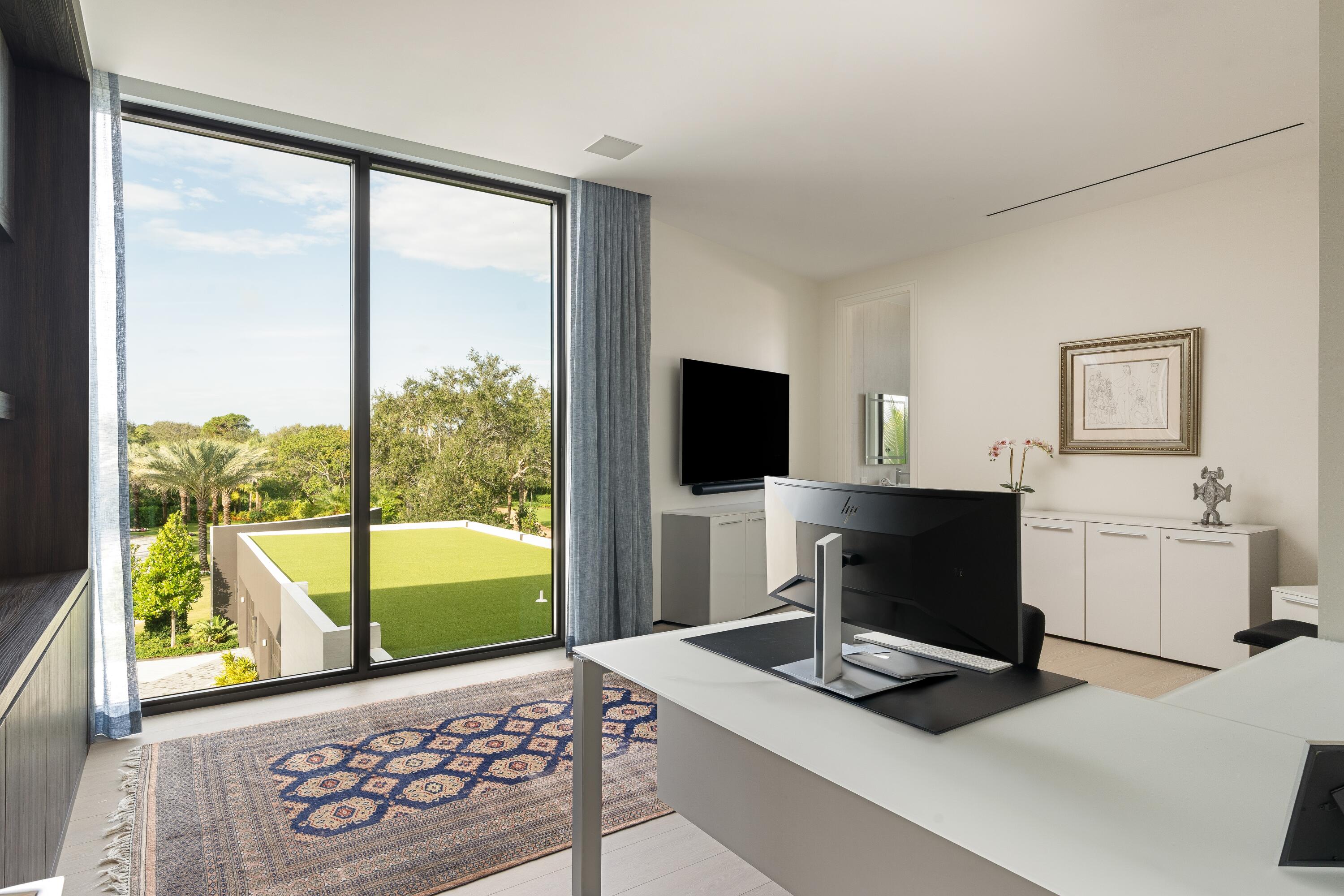 5211 Pennock Point Road